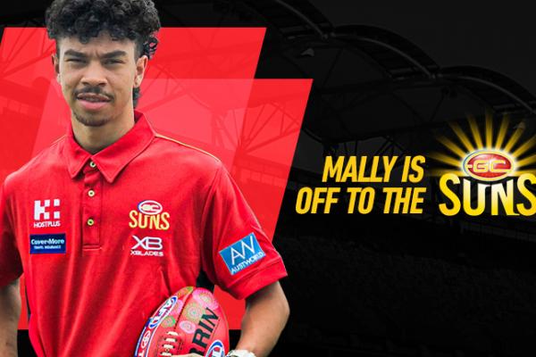 Malcolm Rosas signs with the GC SUNS